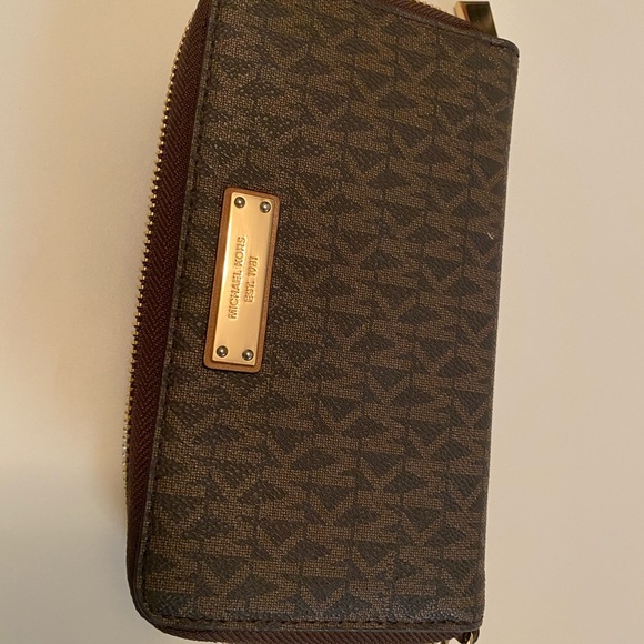 Michael KORS Wallet - Picture 3 of 3